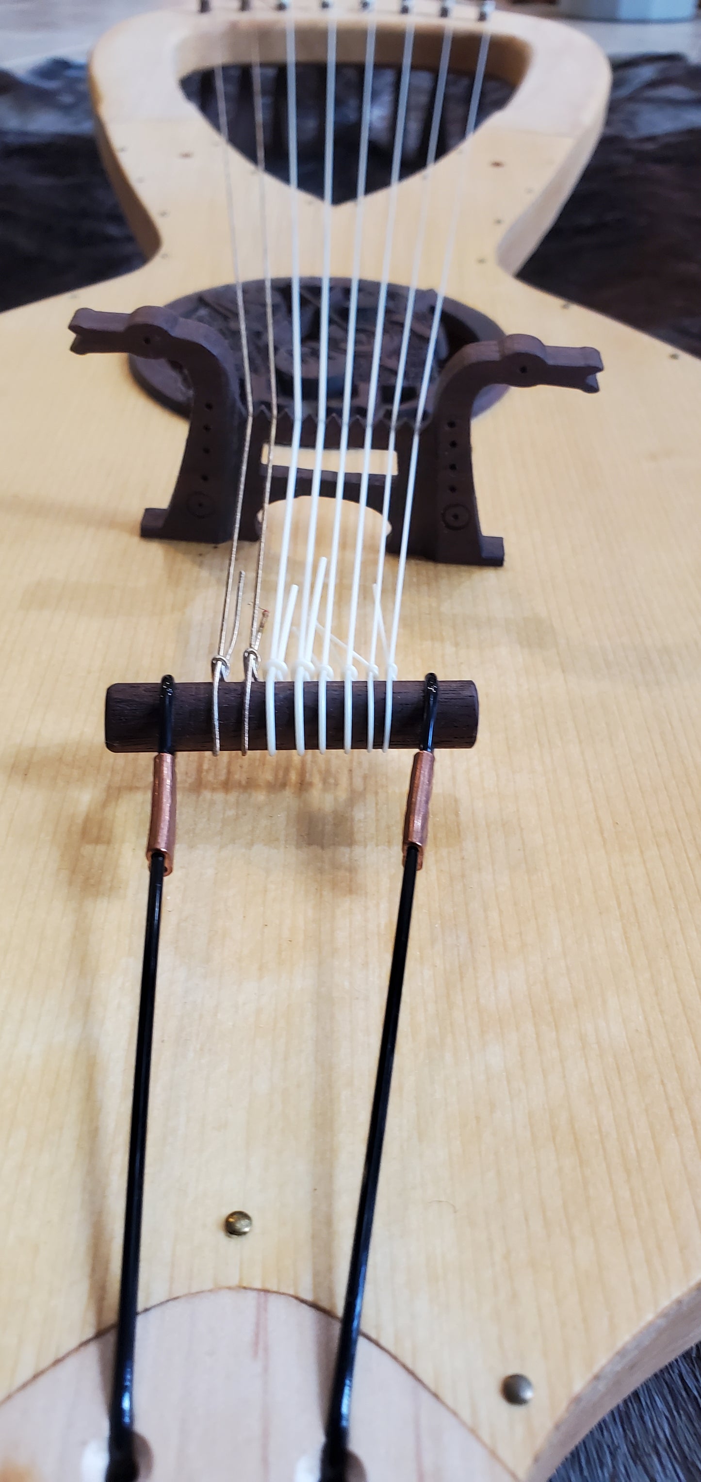 Gunnar Lyre 8 string